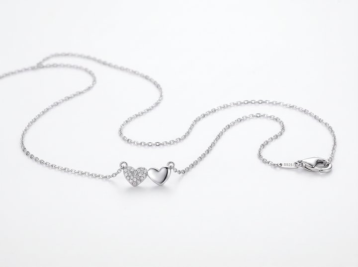 dual-heart-silver-pendant-necklace_01_Product-White