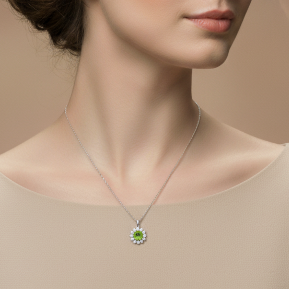 The Glowing Peridot Necklace