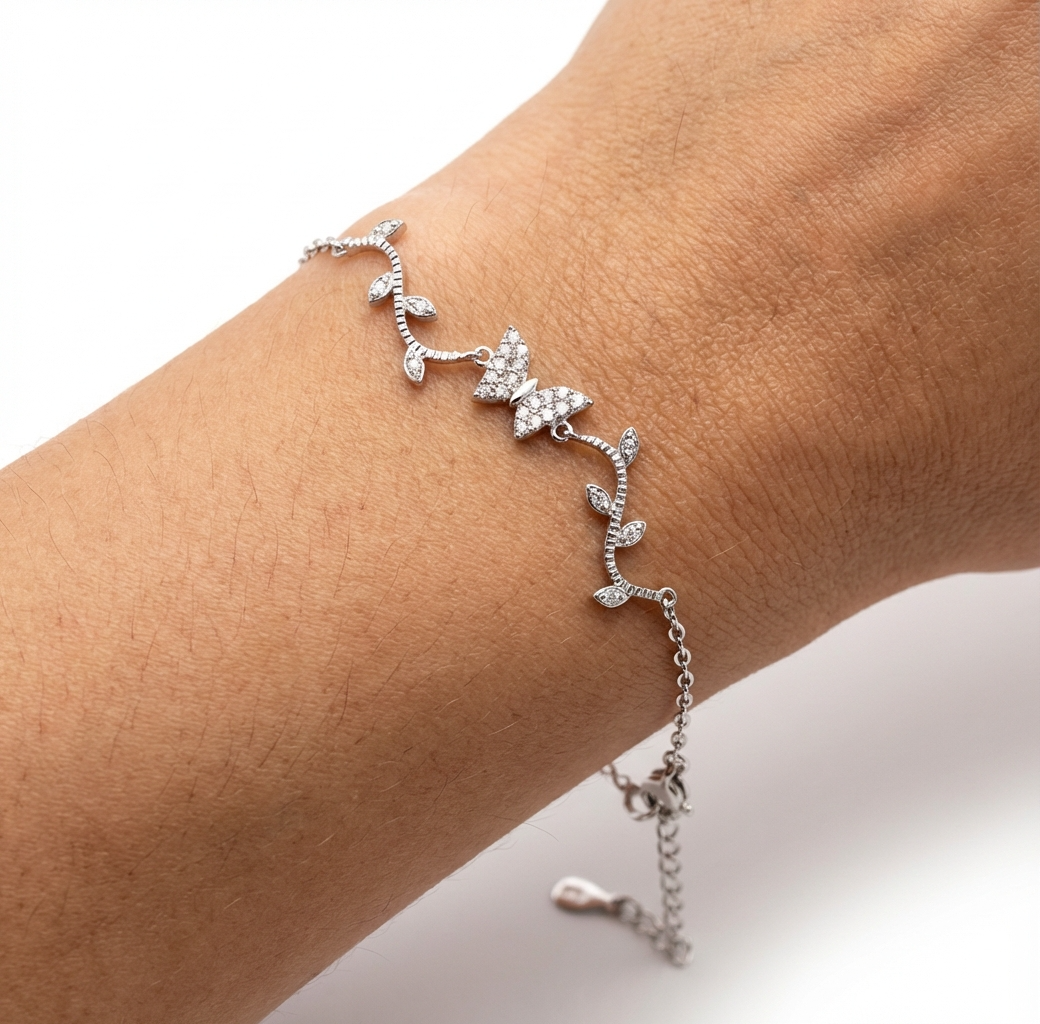 The Diamond Bar Bracelet