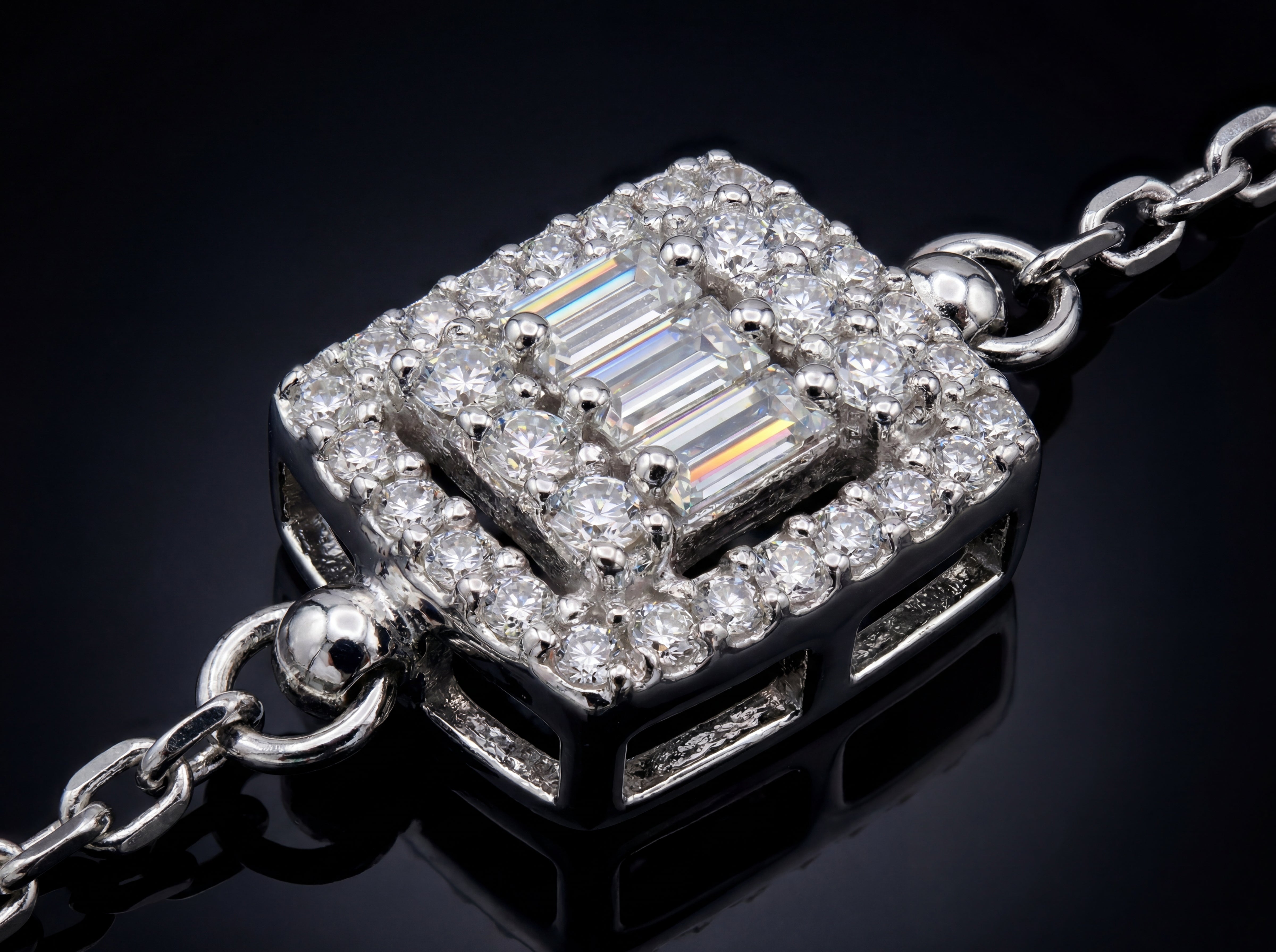The Square Halo Bracelet