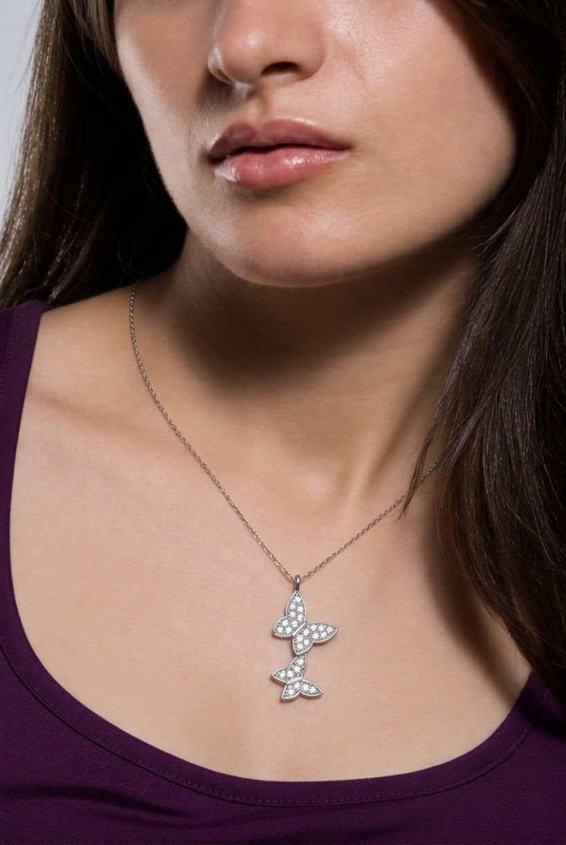delicate-dual-butterfly-silver-necklace_02_Model-Wide