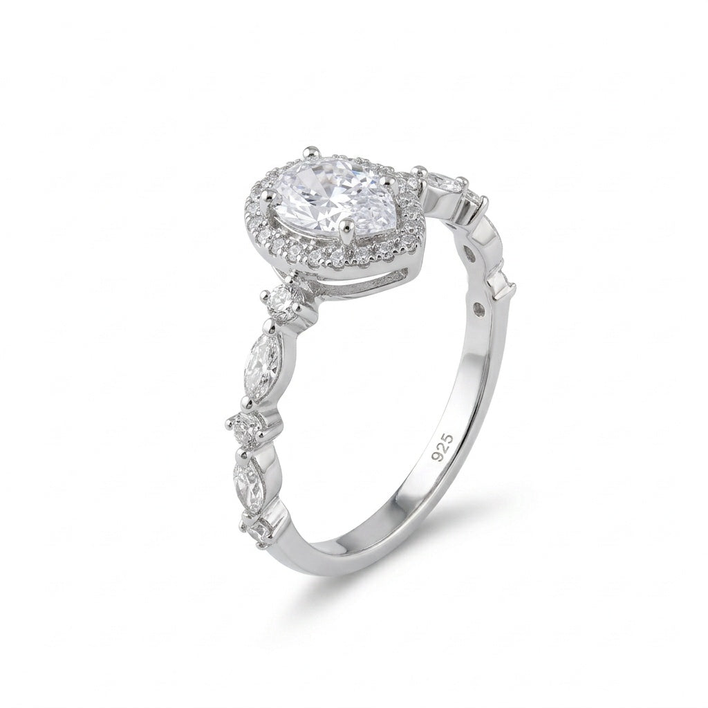 the-elegance-crown-ring_01_Product-White