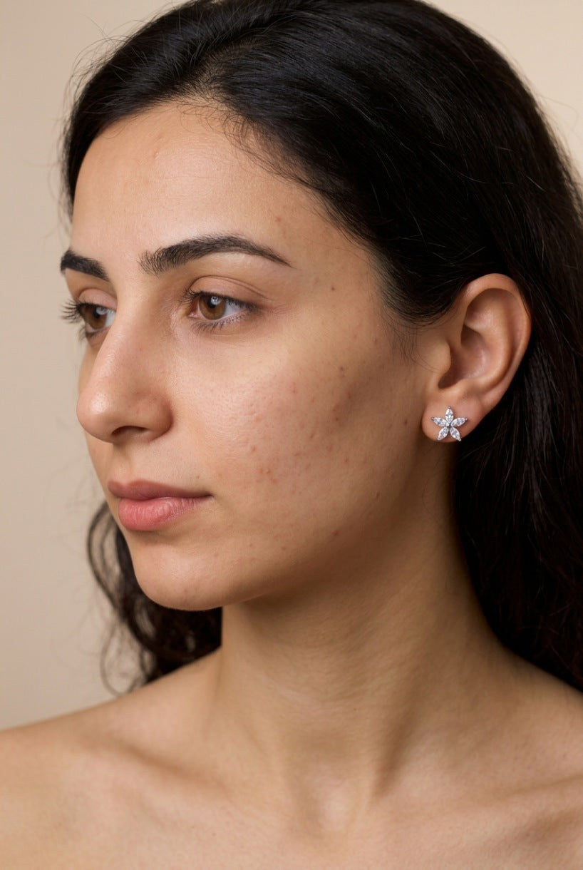 the-floral-marquise-earrings_02_Model-Wide
