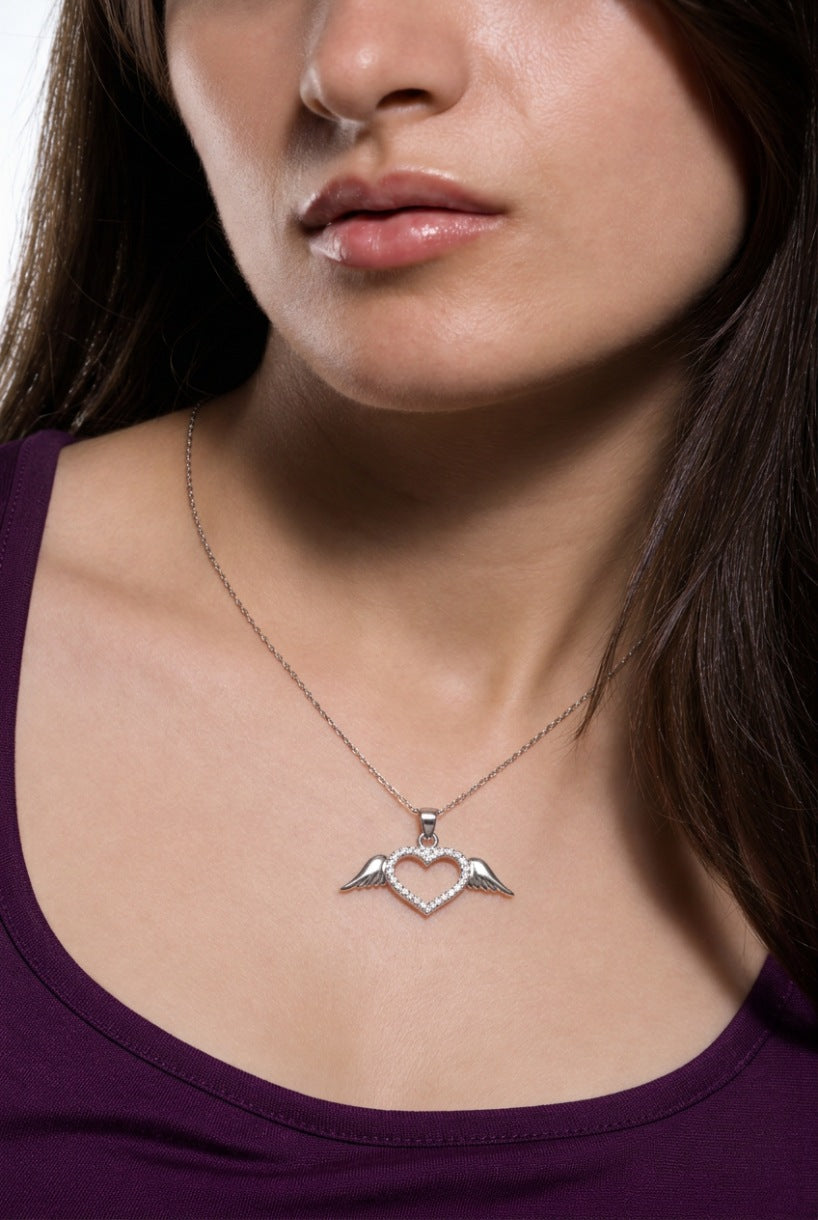 winged-heart-necklace_02_Model-Wide