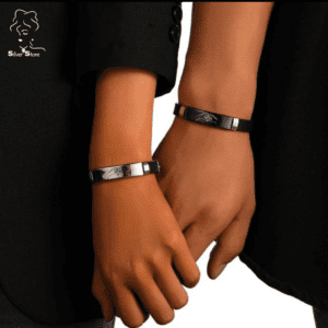 Hand couples